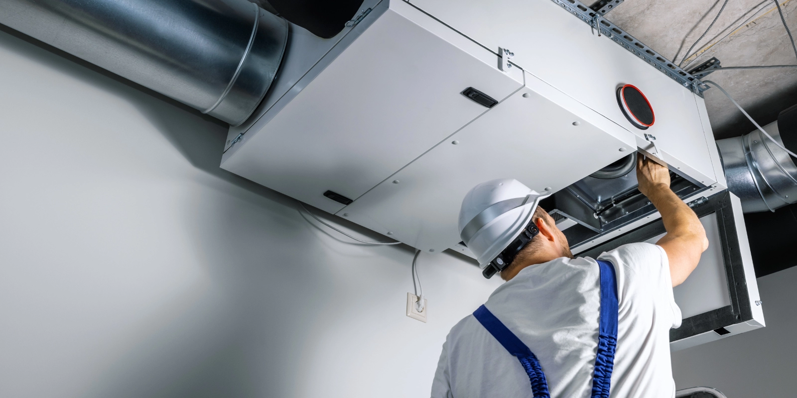 SISTEME DE VENTILARE SI CONDITIONARE A AERULUI